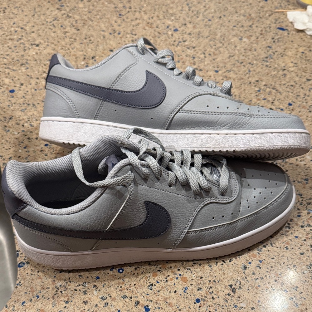 Nike court vision low next nature Men’s SZ 11.5 in excellent condition